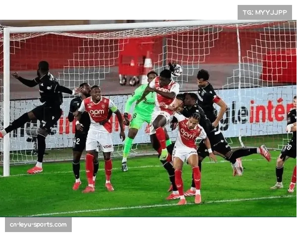 朗斯防守落位协同性强 二十四粒失球展现整体性 朗斯防守落位协同性强 二十四粒失球展现整体性